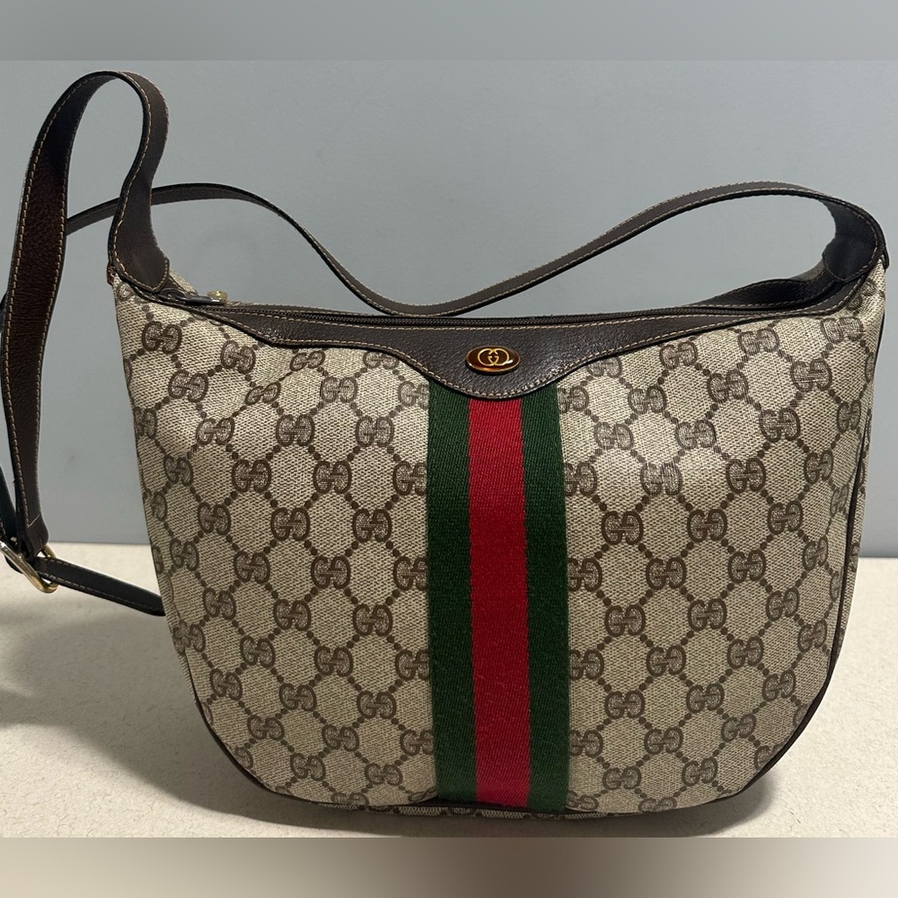 GUCCI GG Canvas Sherry Line Shoulder Bag